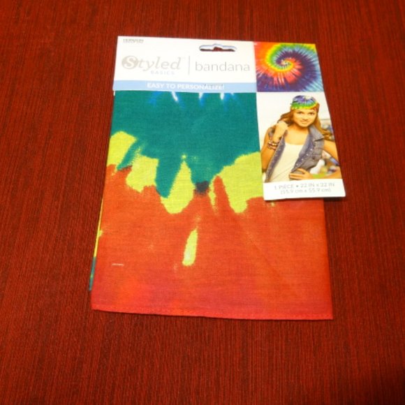 COPY - NWOT. Set of 3 Styled Basics Bandana, 3 Different Patterns - Picture 2 of 5